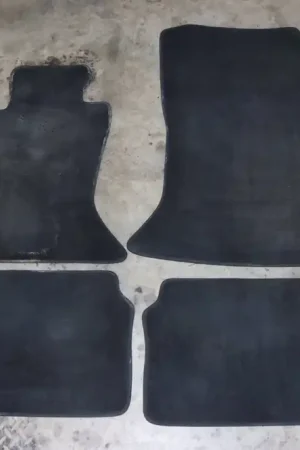 BMW Carpet Floor Mat Set 51477220450 Express Delivery