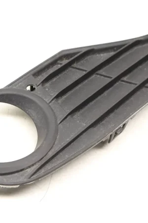 Popular BMW Right Fog Light Trim / Bezel 51117255366